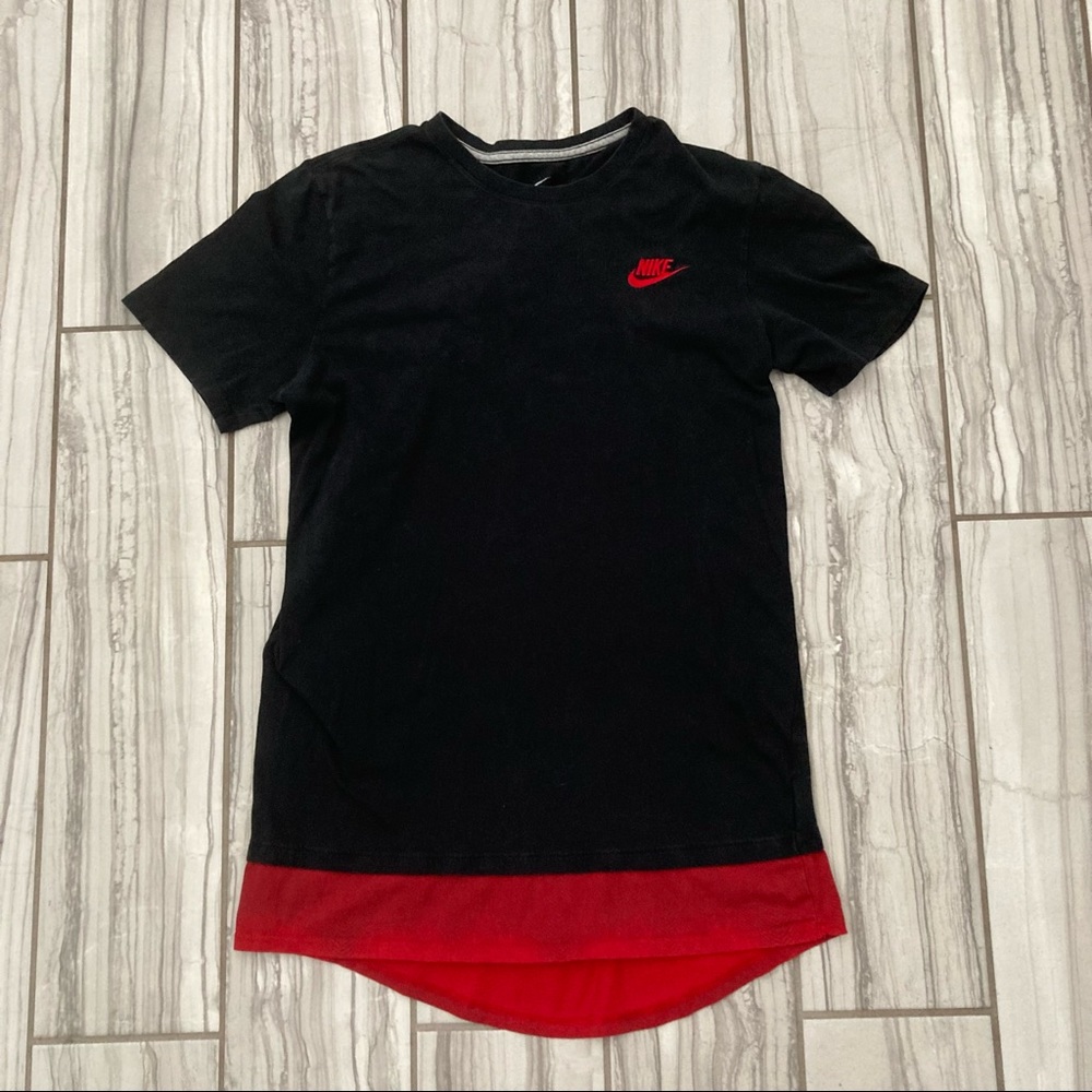 Nike long drop shirt. GUC